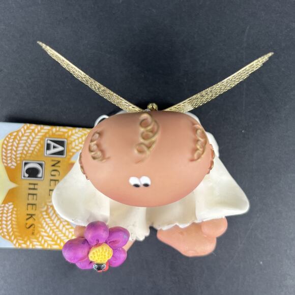2001 Resin Angel Cheeks Holding Purple Flower Ladybug Spring By Kirk w/ Tag - Picture 6 of 12